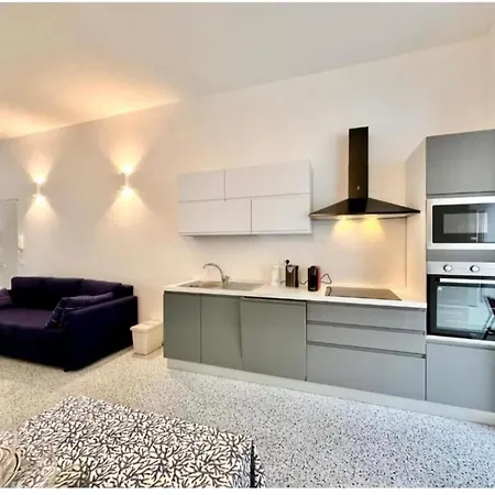 Casa Leonilde Finale Ligure